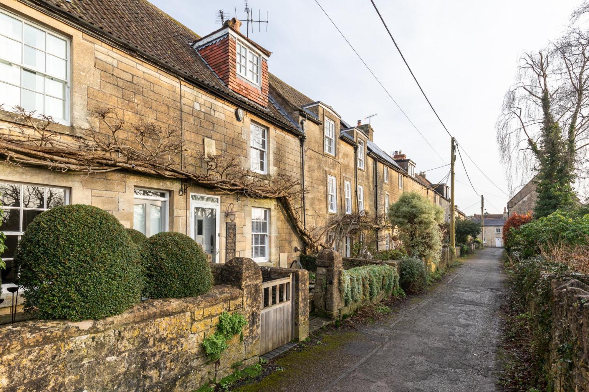 ブラッドフォード・オン・エイヴォン Bearfield - Premium 3-Bed House With Private Gardenヴィラ エクステリア 写真