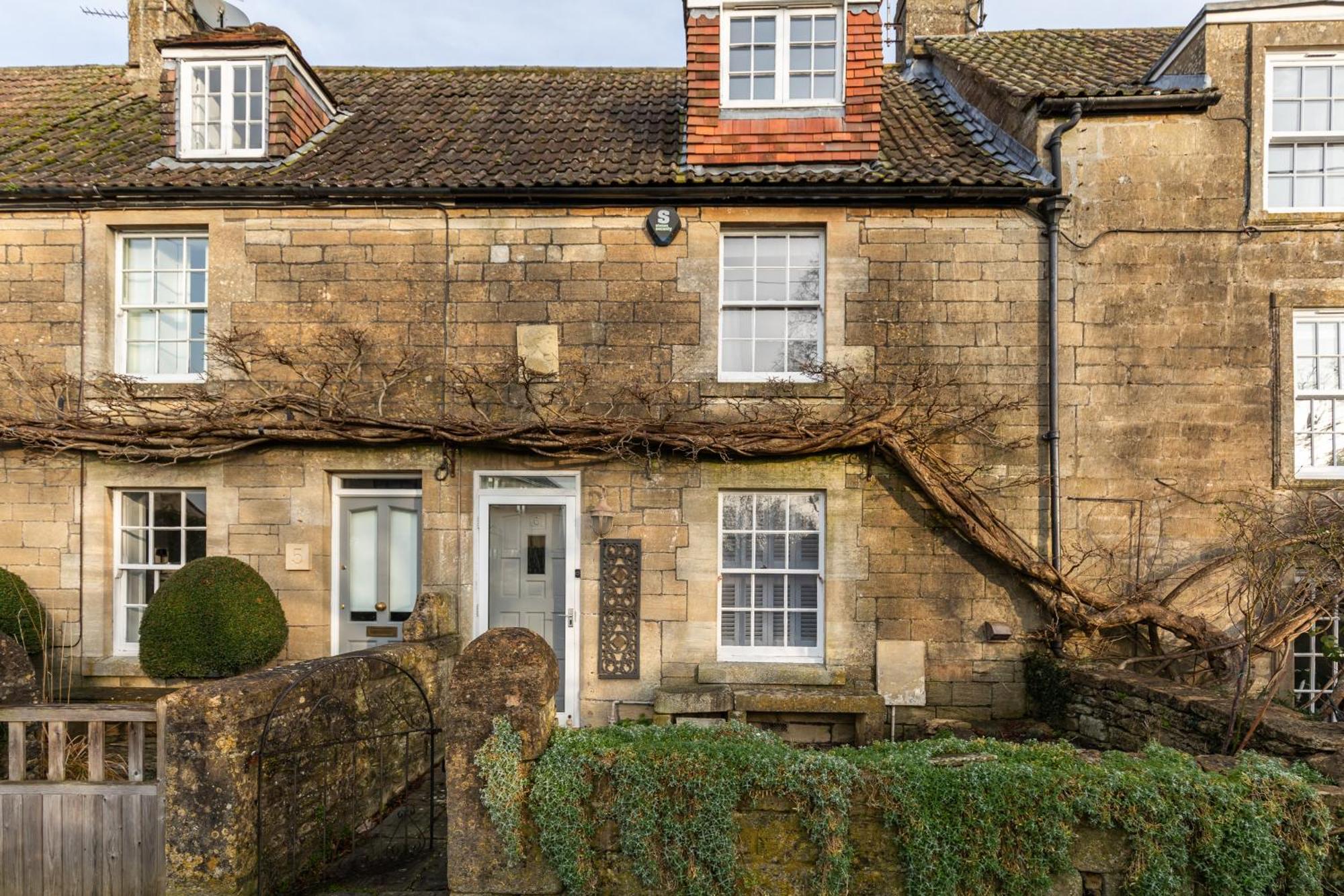 ブラッドフォード・オン・エイヴォン Bearfield - Premium 3-Bed House With Private Gardenヴィラ エクステリア 写真